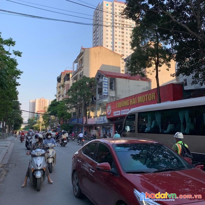 Bán gấp khu  phố  trần quang diệu:  dt  685m, mt 30m, giá  100 tỷ