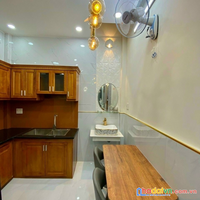Hẻm 3.5m, nhà đẹp chu văn an, 3.4 x 9m, 2 lầu, 4.7 tỷ, bình thạnh