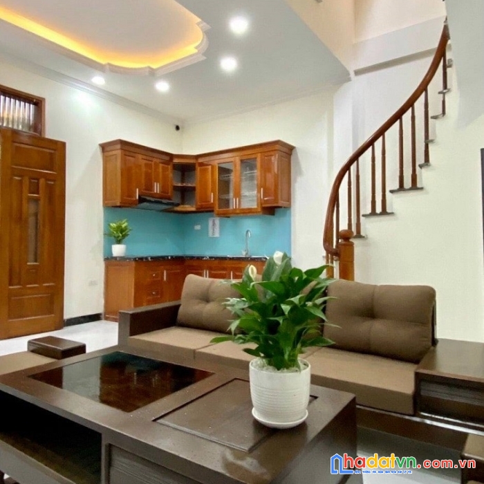 Bán nhà tư đình, cổ linh, 36m, 5t, tặng nội thất, giá 2.95 tỷ