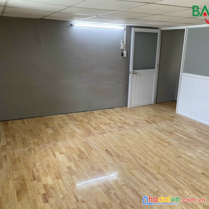 Bán gấp nhà 3 mặt tiền đường oto, tân phong, biên hoà, đồng nai  
3ty 100