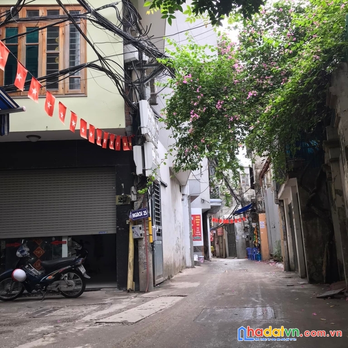 Lô góc 2 mặt tièn – mặt ngõ thông rộng - ô tô tải đỗ cửa - kinh doanh đỉnh – nở hậu
