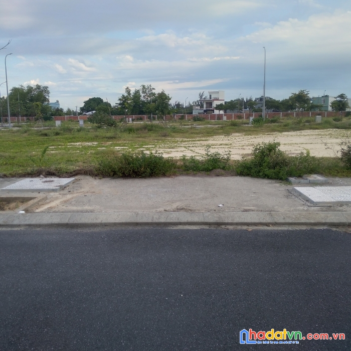 Cần bán nhanh 96m2 khu v2 gần đại học fpt đà nẵng