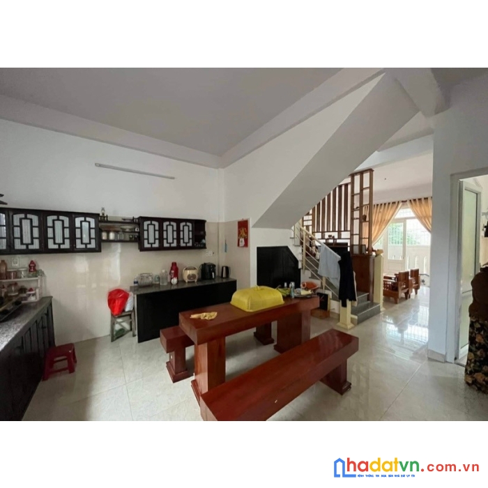 Cần bán gấp căn nhà đẹp giá đầu tư tại  tp huế, tỉnh thừa thiên huế.