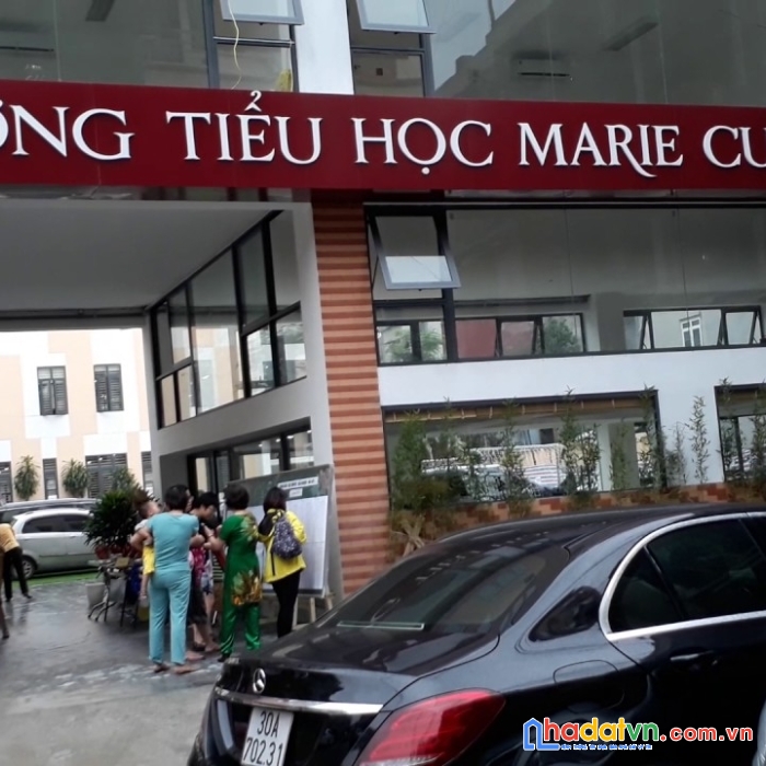 5 tỷ nhà phố bà triệu hà đông - phân lô cán bộ ô tô 7 chỗ vào nhà - hai mặt thoáng – khu vực