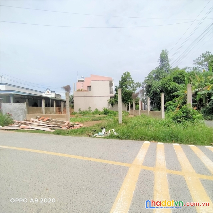 Bán đất lô góc đẹp 168m2 mặt tiền tân hiệp 4 hóc môn