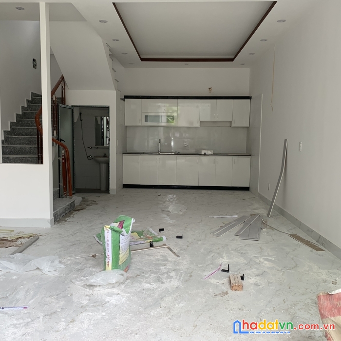 Nhà 3 tầng mới xây tại vọng hải, hưng đạo, dương kinh.