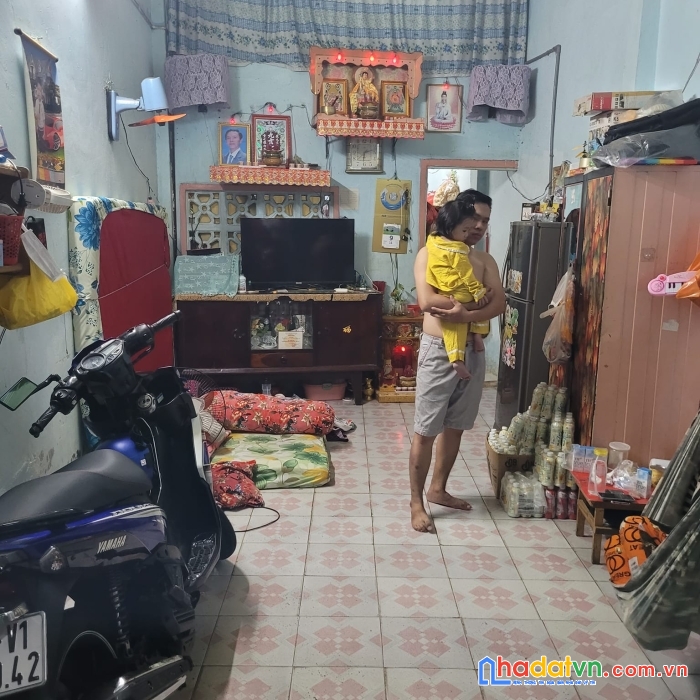 Xe hơi tới nhà-hẻm 1 xẹt - tiện sửa hay xây mới- gần  chung cư bàu cát. giá chỉ  3.65 tỷt