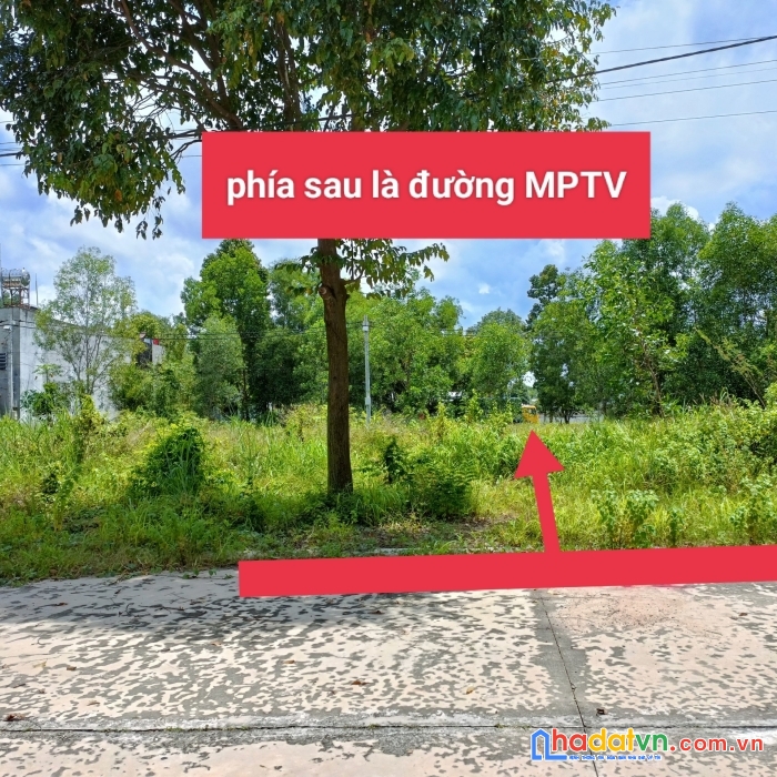 Tôi bá 150m full thổ cư đối mặt với mỹ phước tân vạn 
