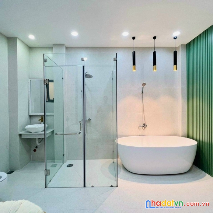 Nhà đẹp vip lê quang định, 4 x 15m, 3 lầu, chỉ 9.4 tỷ, bình thạnh