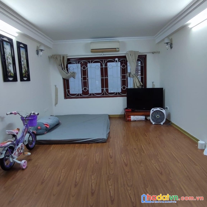 Bán nhà 6 tầng phan đình giót, xe tải tránh trước cổng, 32m2, 3,9 tỷ