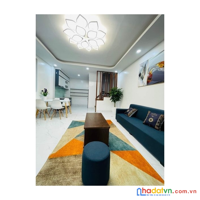 Bán nhà xuân đỉnh, nhà đẹp, lô góc, cực gần oto. dt 35m2 x 5 tầng, giá 4 tỷ.