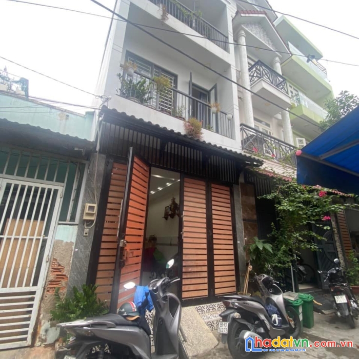 Nhà bình tân, hẻm 5m sát gò xoài, gần lê văn quới, bốn xã, 61m2, 3 tầng, 5,5 tỷ.