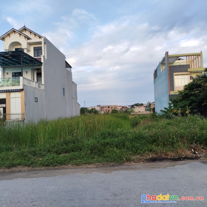 Bán lô đất sầm sơn đường rộng 40m