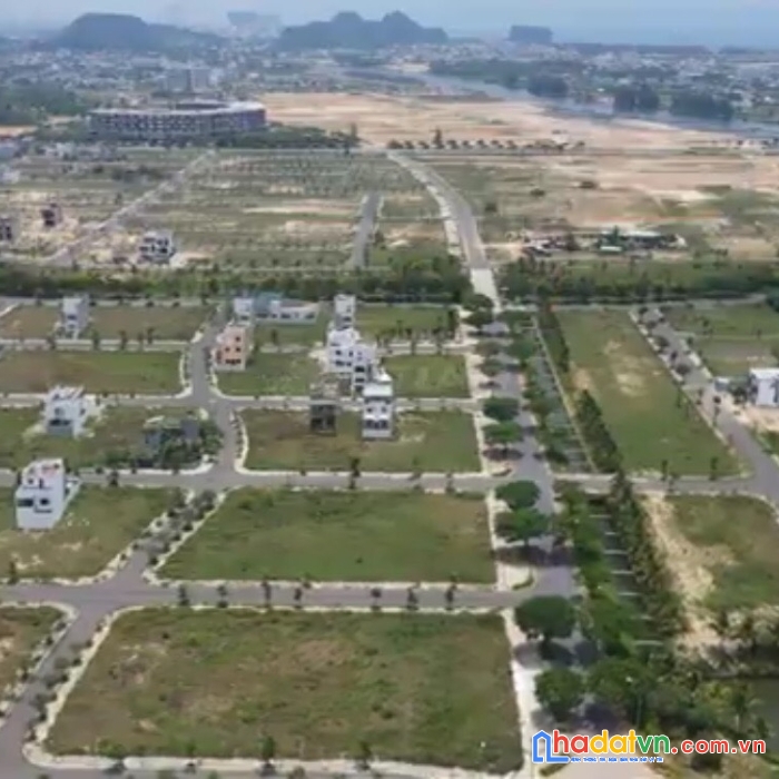 Biệt thự view kênh fpt city đà nẵng