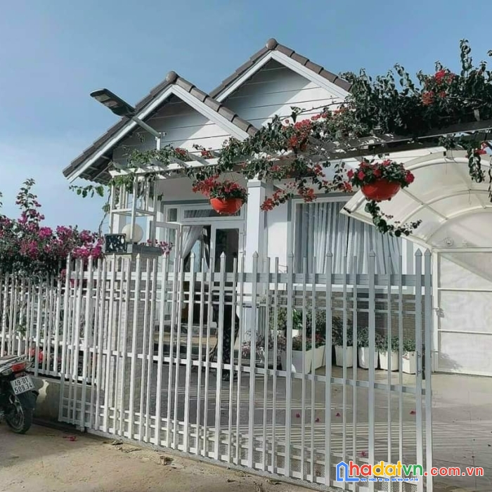 Cần bán nhà 2 mặt tiên trịnh hoài đức phường 11 đà lạt