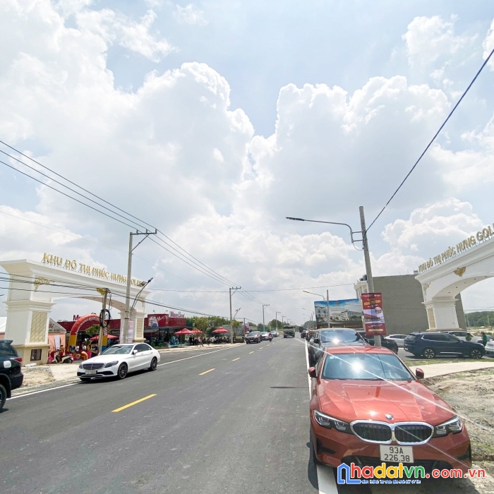 Bán đất mặt tiền đại lộ -  giá 985 triệu - sổ hồng riêng - trả trong vòng 11 tháng