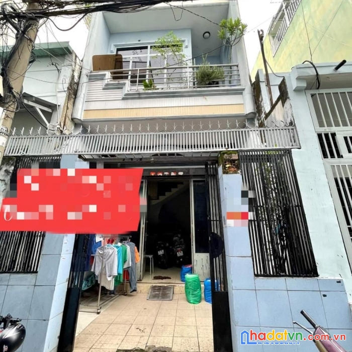 Bán nhà ngay trung tâm quận 11, lạc long quân, hẻm thông tứ phía, 3tầng, 46m2, chỉ 5.55 tỷ.