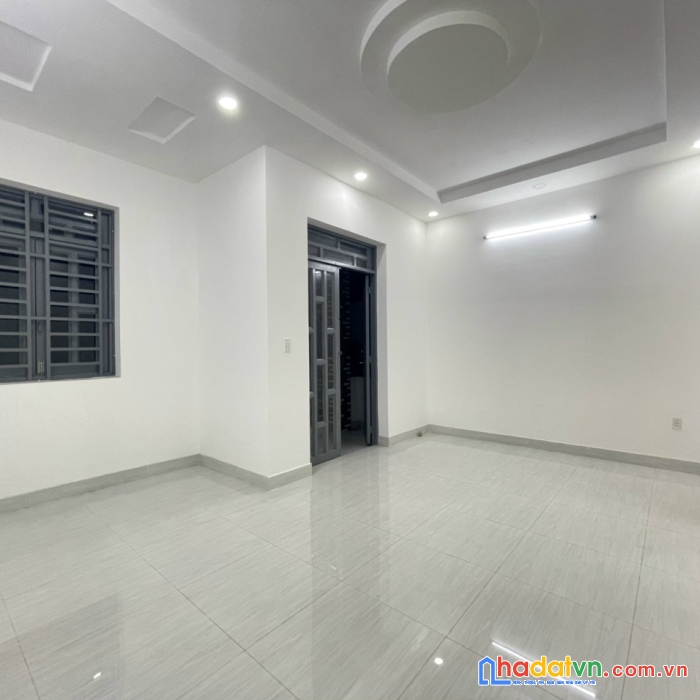 Siêu to* nhà bán 3lầu_88m2_nguyễn lâm p7 q.phú nhuận