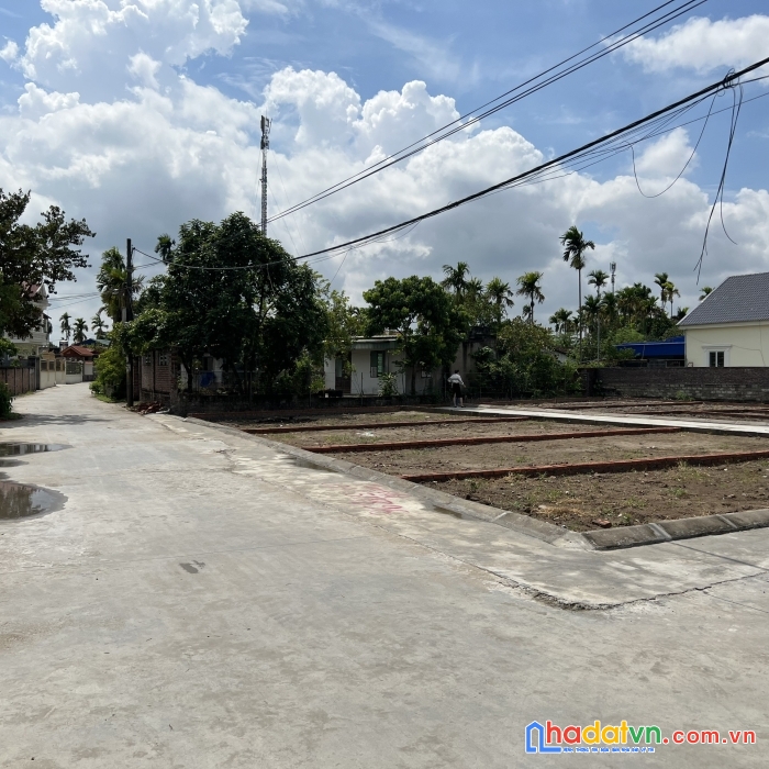 Bán đất gần kcn nomura an dương, đường trước đất rộng 5m, khu đông dân cư.
