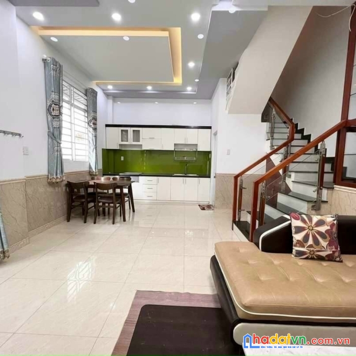 Nhà đẹp 89/ nguyễn hồng đào, 7 x 6.5m, 3 lầu, 5.7 tỷ, bình thạnh