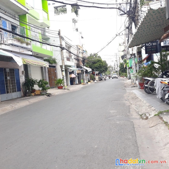 Nhà hẻm lê thúc hoạch 2 tầng 4 x 8,1 giá 3.65 tỷ q.tân phú