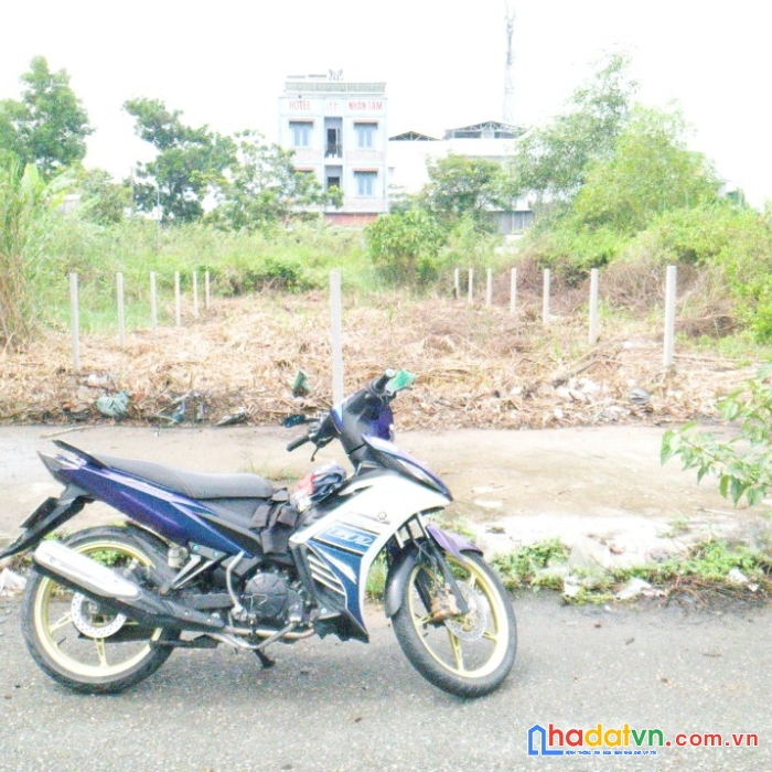 Cần bán gấp lô đất đẹp  mặt tiền đường lớn tại huyện nhà bè , tp hcm