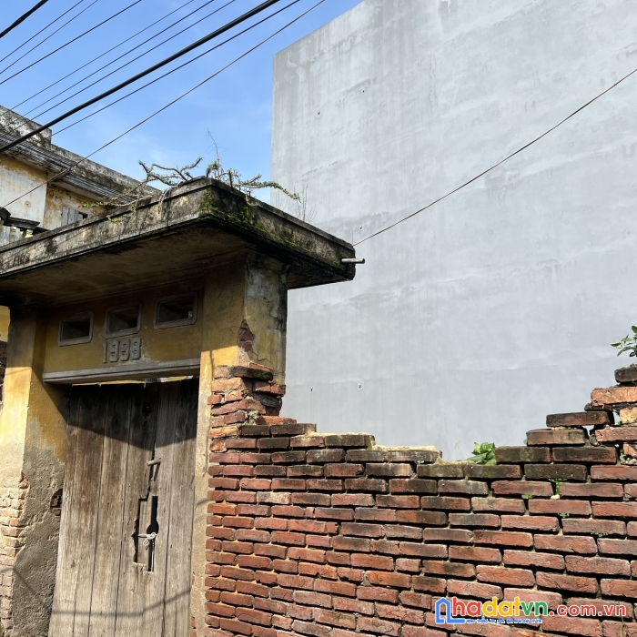 Chính chủ cần bán gấp  căn nhà 2 tầng lô góc tại xã yên phụ, huyện yên phong, tỉnh bắc ninh.