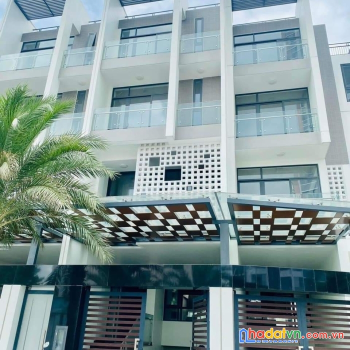 Tôi chính chủ bán gấp căn nhà tại phường an phú quận 2
22 tỷ