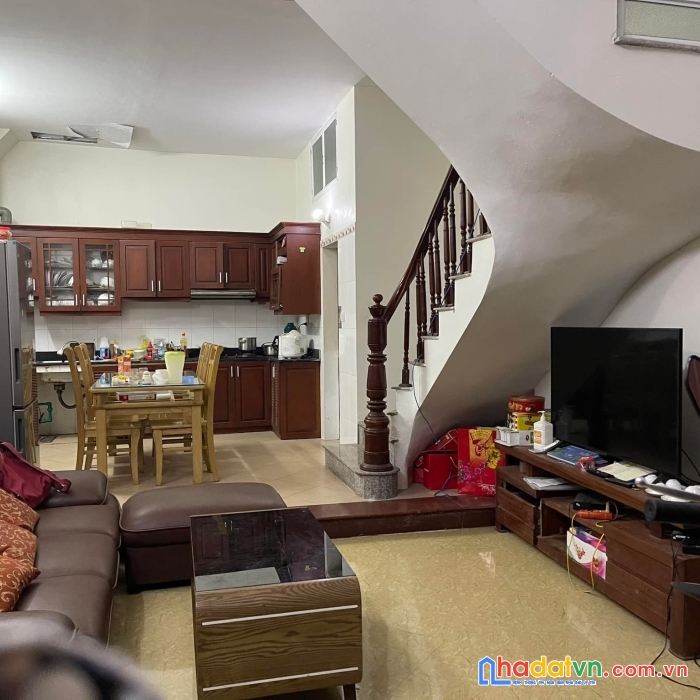 Bán nhà phùng khoang - nam từ liêm - gần phố - 40m2 x 4t - giá 4.3 tỷ