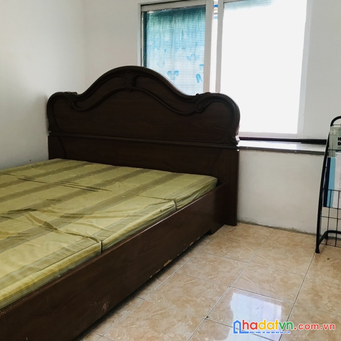 Chính chủ cần bán căn hộ tập thể bộ lđtbxh phương mai quận đống đa - hà nội. giá cực tốt