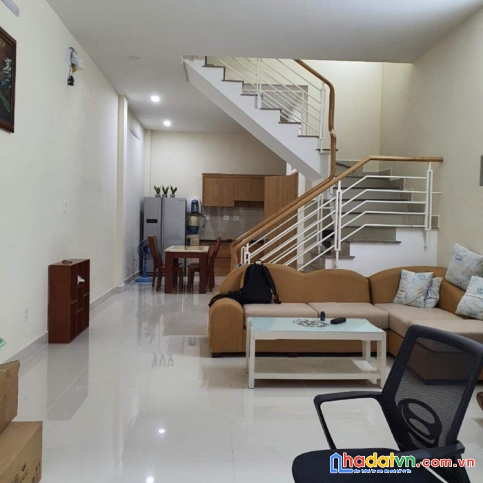 Bán gấp hẻm oto tân sơn nhì, tân phú 4.5x15, nhà đẹp ở ngay nhỉnh 7 tỷ