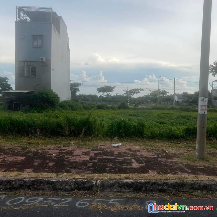 Bán lô đất mặt tiền đường xuân diệu khu barimex bệnh viện bà rịa