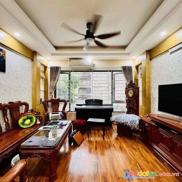 Bán nhà phố cát linh - đống đa 33m2 x 4 tầng, nhỉnh 6 tỷ