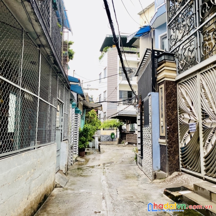 Hẻm xe hơi nơ trang long bình thạnh - 2 tầng btct - 89m2 chỉ 7.8 tỷ