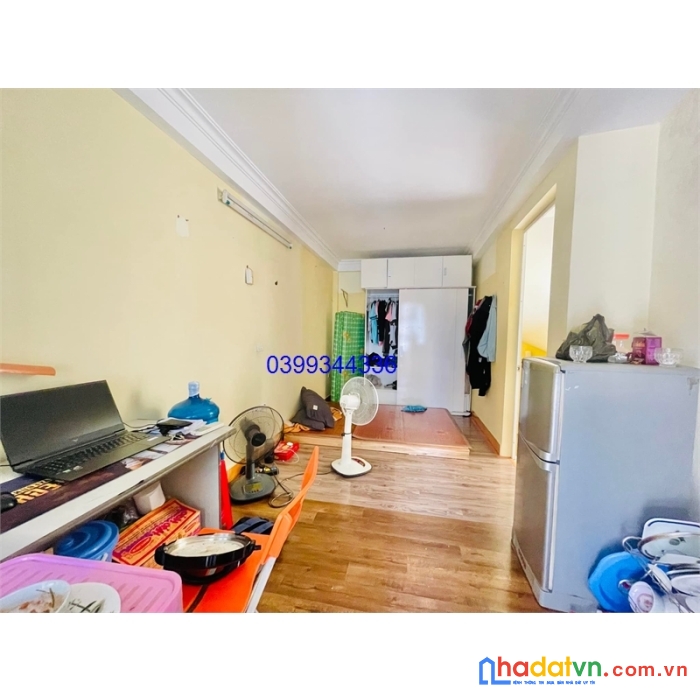 Bán nhà vũ tông phan 32m2, ô tô sát nhà, ngõ thoáng sáng, 4 phòng cho thuê 10tr.tháng