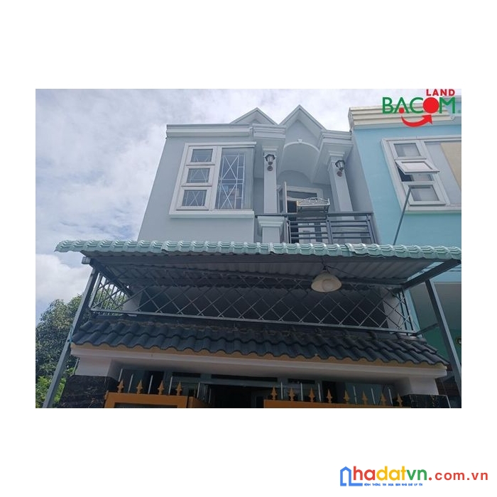 Bán nhà 1 trệt 1 lầu, hướng đông nam, đường oto, p. an hòa, tặng nội thất, giá chỉ 1.3 tỷ