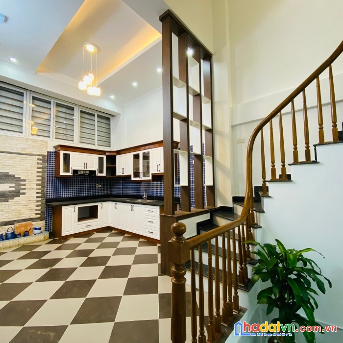 Mới nhà đường hoàng minh giám 60mx5t  nhỉnh 8 tỷ