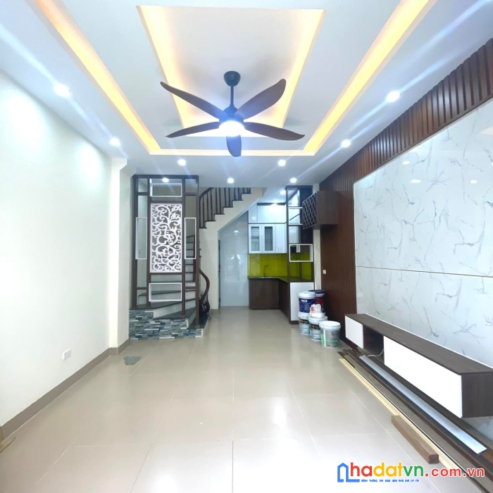 Bán nhà yên xá - 5 tầng mới xây về ở luôn - 32m 2.9 tỷ