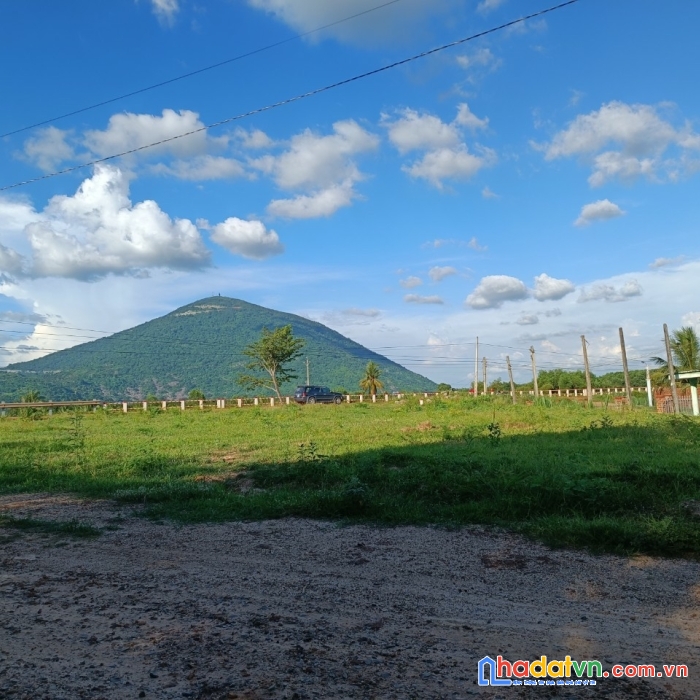 121tr/m đất ở thành phố tây ninh đường rộng 21m sổ hồng riêng