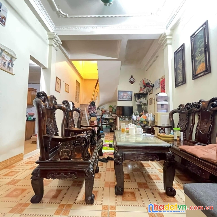 Cần bán gấp căn nhà phố xã đàn, cách phố vài bước chân, 4pn 55m2 giá chỉ 5.2 tỷ