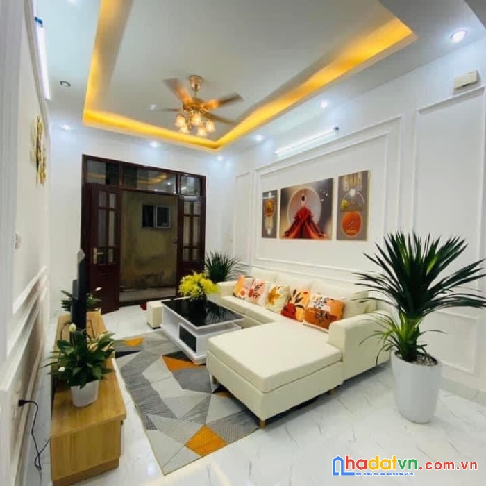 Bán nhà phố tân mai, hoàng mai 5 tầng giá 3,58 tỷ kinh doanh nhỏ.