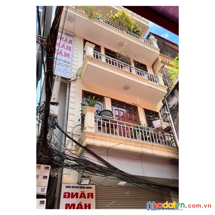 Bán nhà phồ bồ đề, quận long biên 32mx4t,ô tô, giá 1.9 tỷ