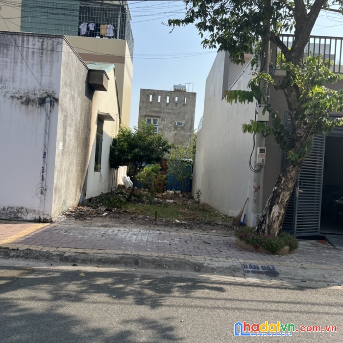 Bán lô đất mặt tiền đường kha vạn cân p. long tâm tp.  bà rịa