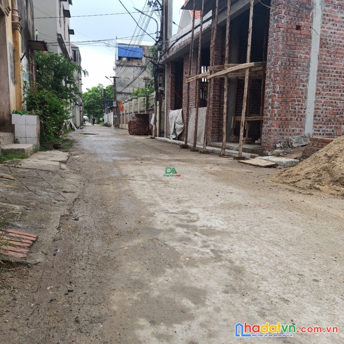Bán đất thổ cư xuân nộn – lô góc 68.5m trục chính đường yên