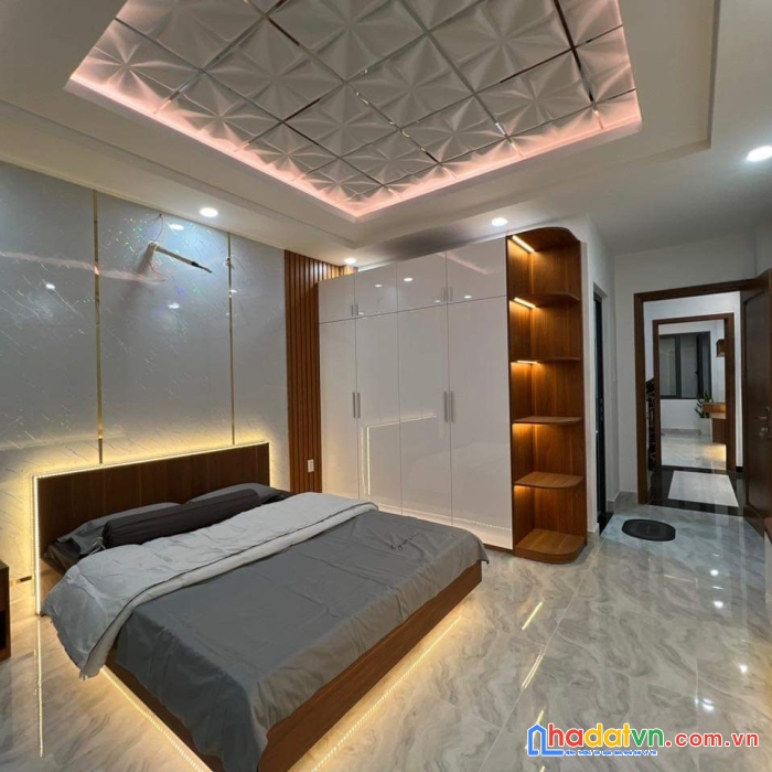 Bán khách sạn quận 6-đường hậu giang-4.3mx20m-chỉ 12.5 tỷ-dòng tiền 10%/năm