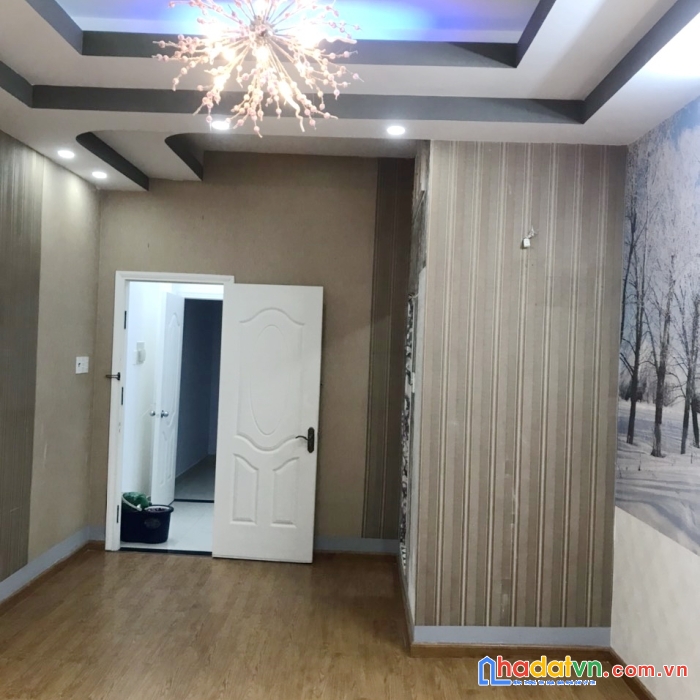 Bán nhà 3 lầu sư vạn hạnh 3.76*11 nh4.25 8.6tỷ - ms thùy