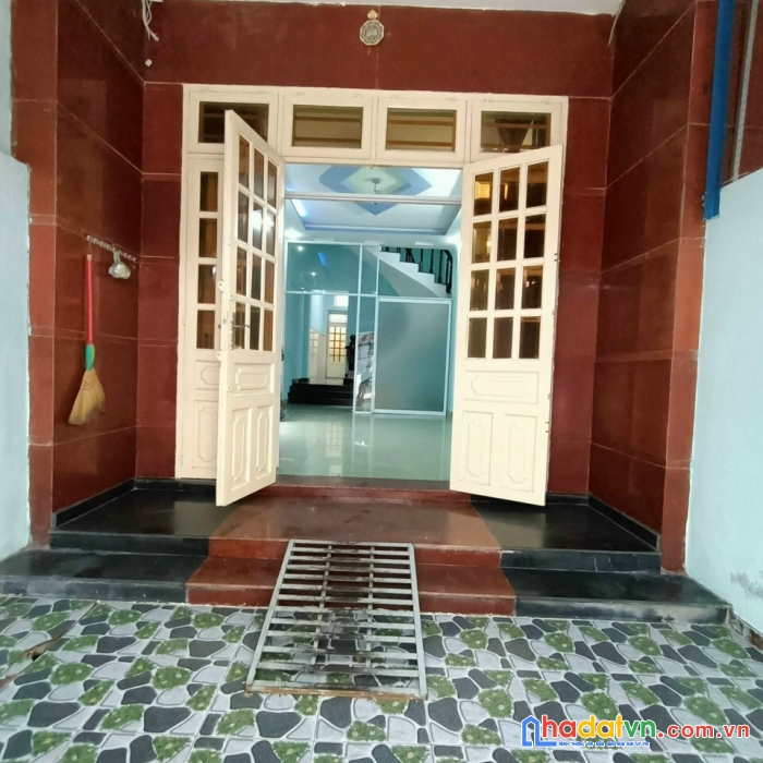 Hẻm 220 hoàng hoa thám, 4 x 14m, 3 lầu, chỉ 8.7 tỷ, bình thạnh