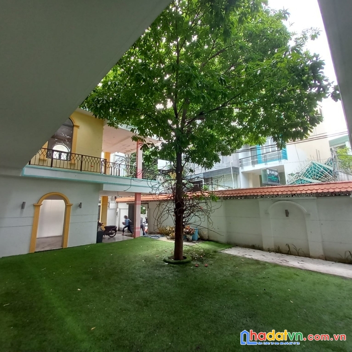 Cần bán biệt thự quận phú nhuận