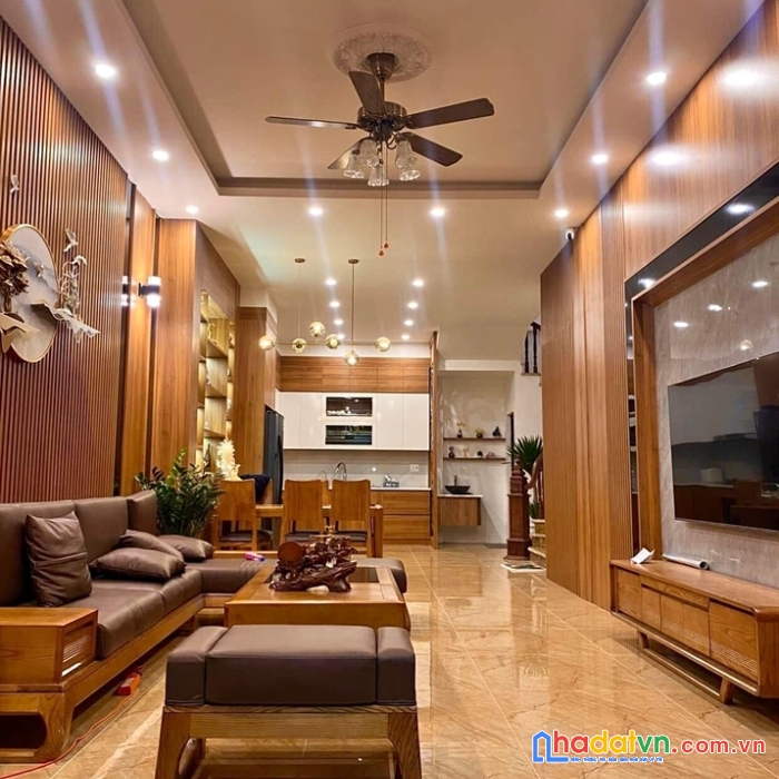 Nhỉnh 10 tỷ - bán gấp nhà 5 tầng phố trần quốc hoàn: mặt ngõ ô tô tránh, kd, 50m2 (lh 0862385889)