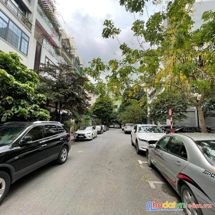 Bán nhà 5 tầng gara oto thang máy nguyễn trãi 27 tỷ 0909858789